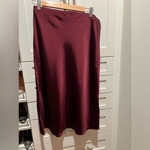 Slip skirt size medium